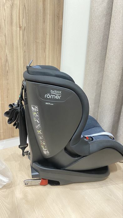 Автокрісло Britax Romer Trifix2 i-Size, група 1
