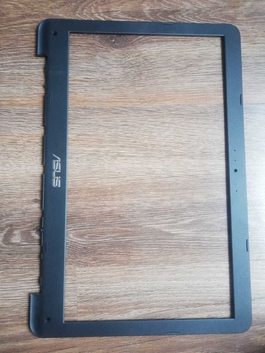 Рамочка матрицы Asus X556U
