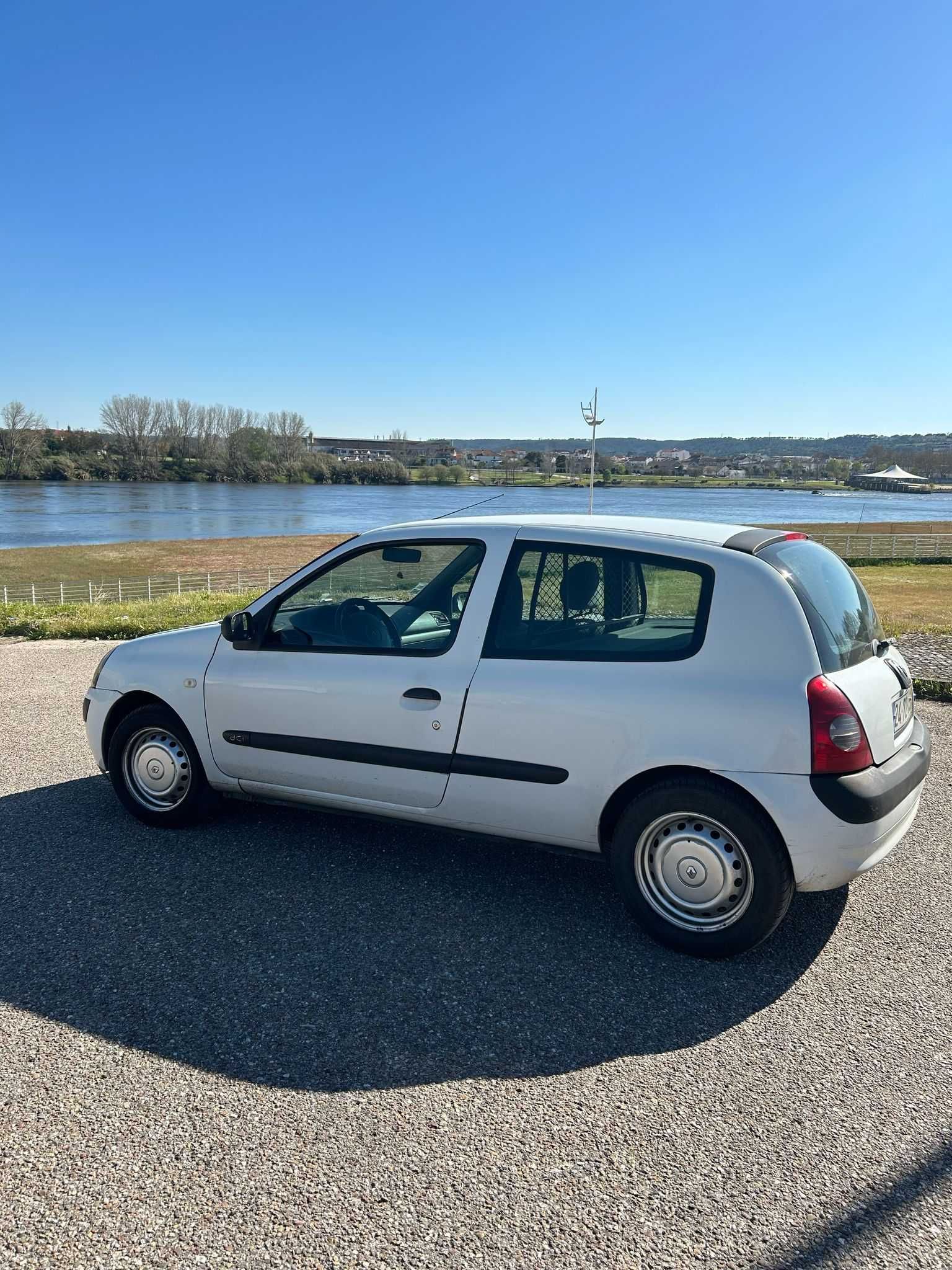 Renault Clio 1.5 dCi 2003