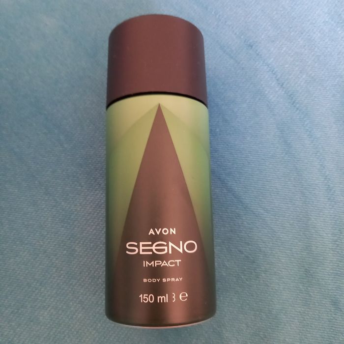 Avon Segno Impact body spray dezodorant w sprayu
