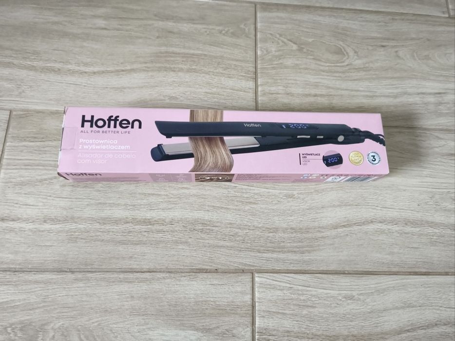 Prostownica z wyświetlaczem