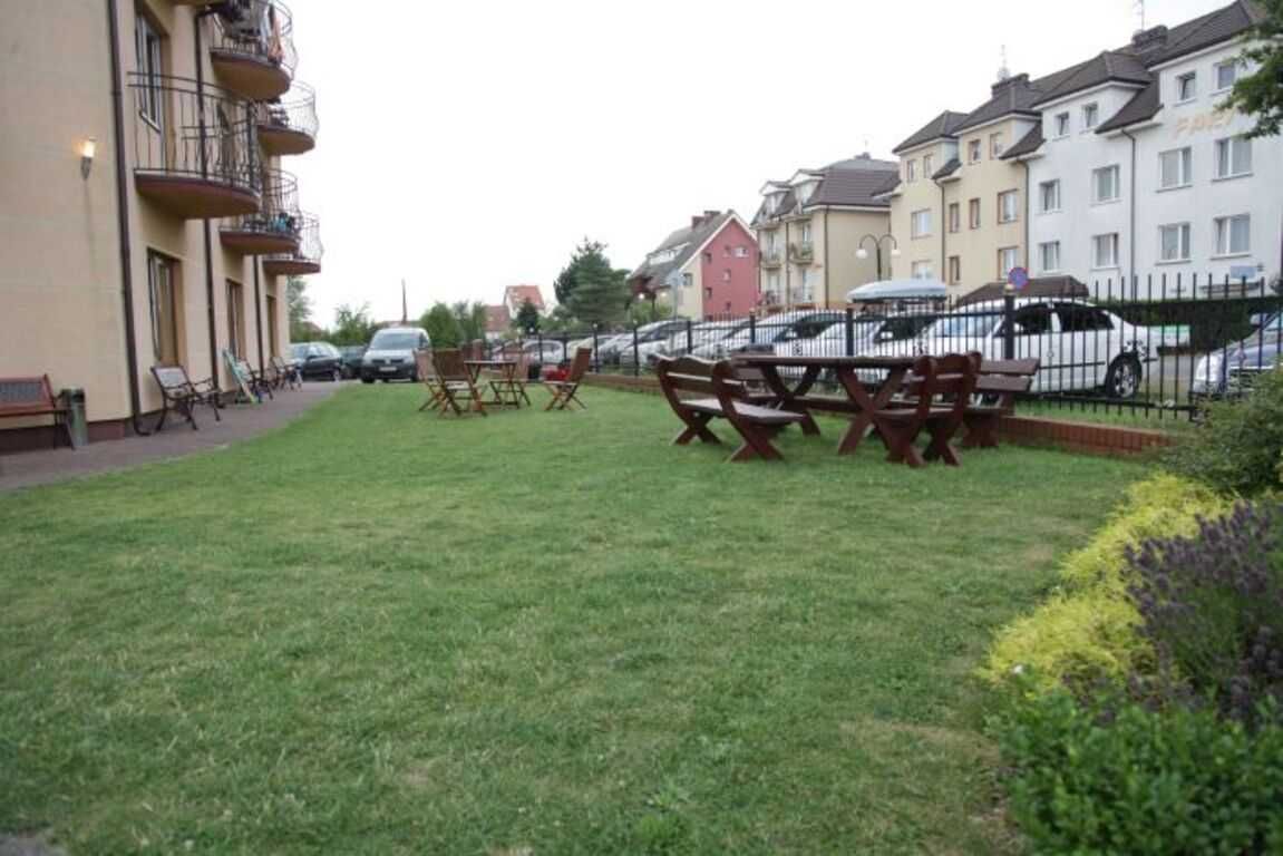 Pensjonat Piast Rewal. Noclegi ze śniadaniem blisko morza  i centrum.