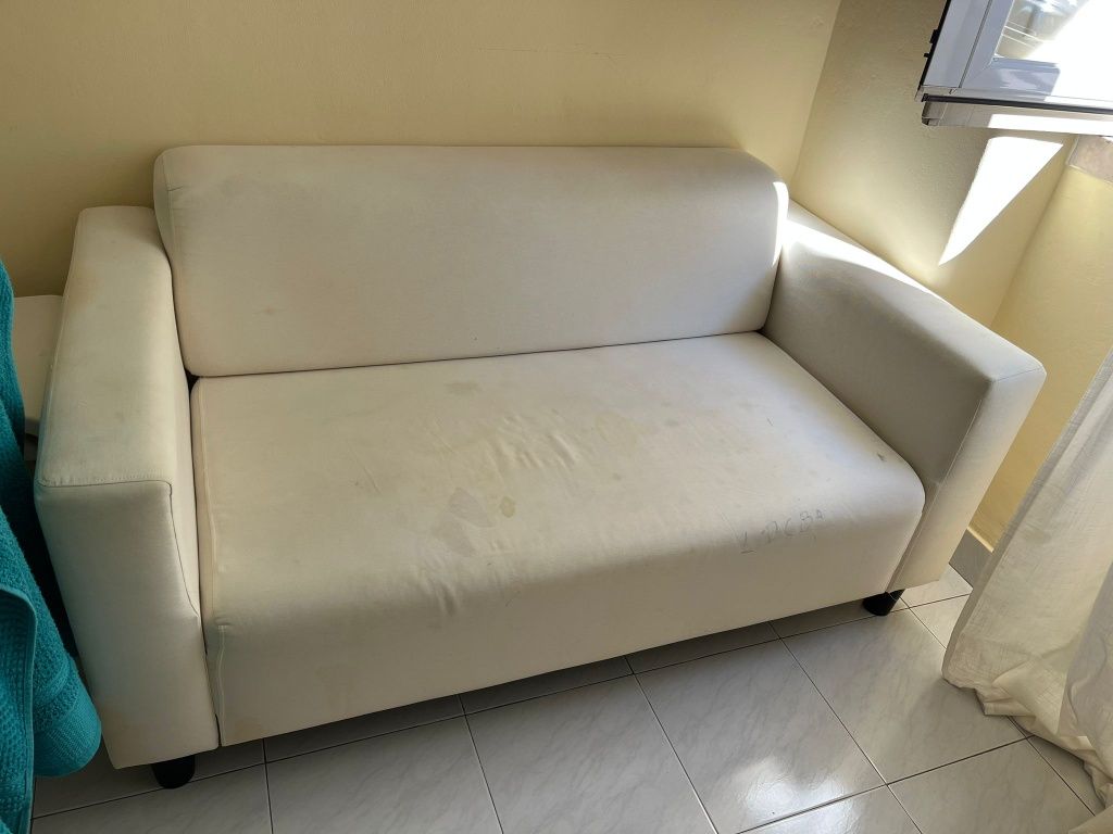 Sofa 2 lugares com capa