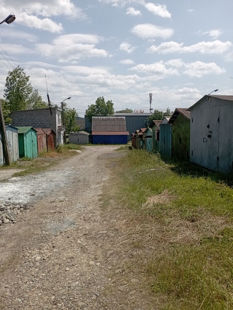 ГАРАЖ металевий з ямою