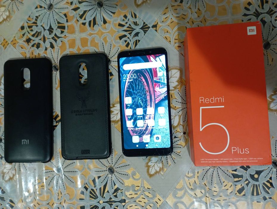 Продаю телефон Xiaomi Redmi 5Plus