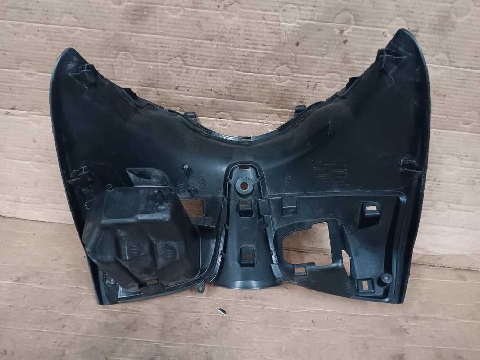 Carenagem das pernas interior Honda PCX125 versão 2010 a 2014