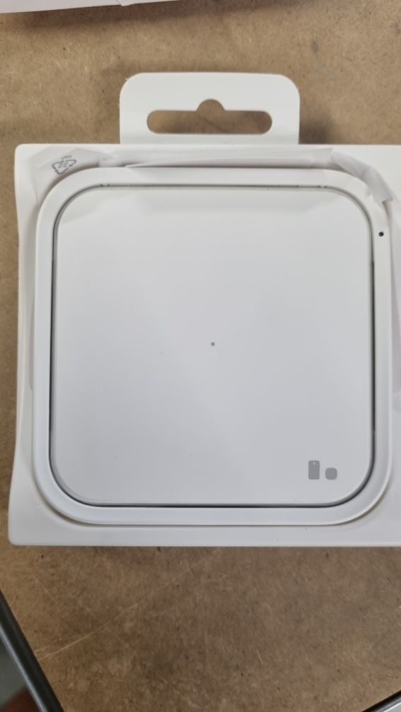 Ładowarka indukcyjna Samsung Wireless Charger Pad EP-P2400BWEGEU 15W B