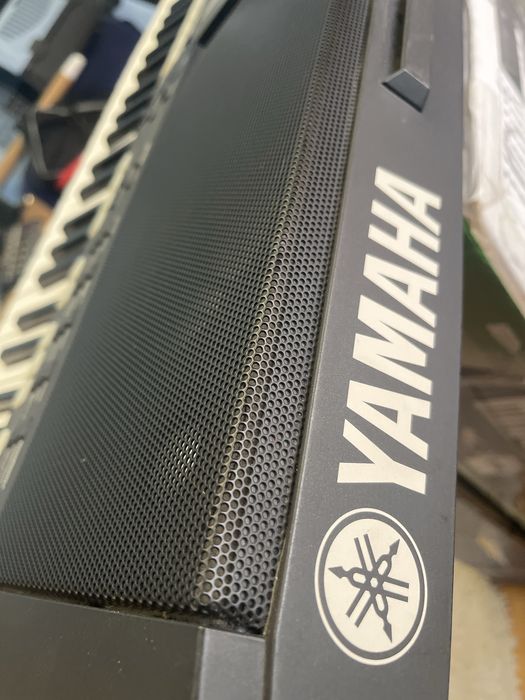 Синтезатор Yamaha  PSR s-550;s-700; s-900