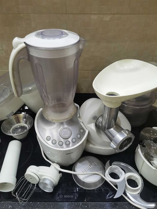 Многофункциональный кухонный комбайн PHILIPS