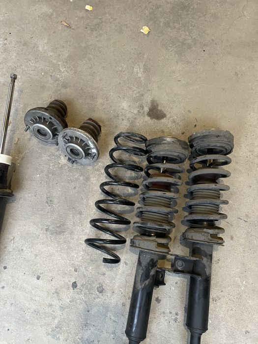 Армотизатори bmw f10 передні і задні