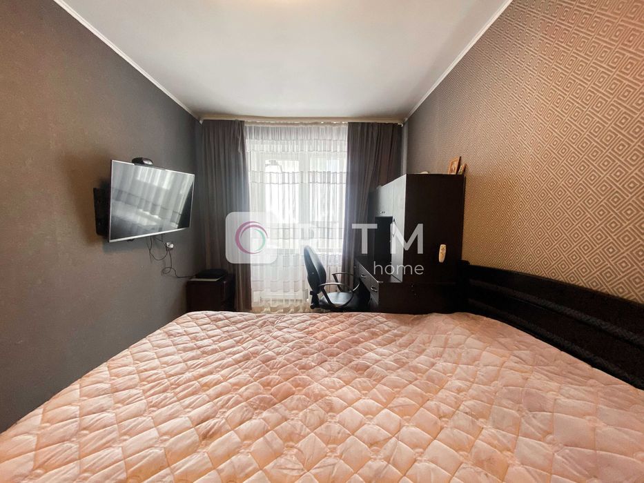 4-к. кв.з ремонтом у цегляному будинку на проспекті Соборності, 25Б