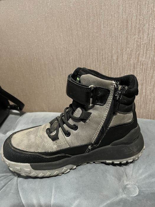 Зимові ботінки хлопчику