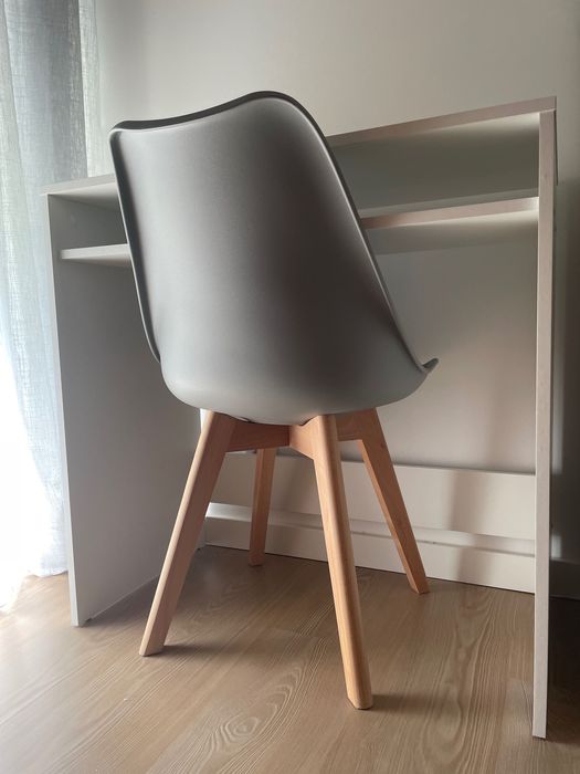Secretária branca 79x43x78