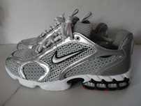 Buty NIKE AIR ZOOM SPIRIDON CAGE 2 roz 44,5 Sportowe Na Lato