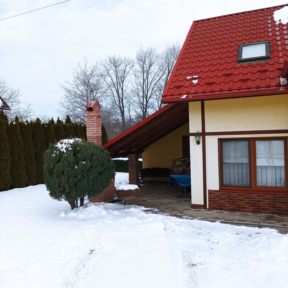Продам окремий будинок в місті по вул. Хрещатинськійст.ціна 205тис.єв