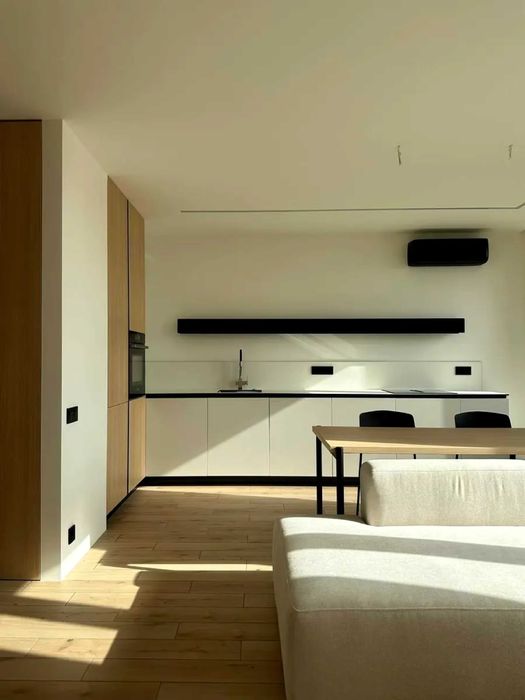 Продаж 2к з якісним ремонтом Дніпровська наб 20а ЖК Seven