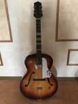 Framus Capri archtop  Джаз ; гитара ; винтаж ;арктоп. Германия.