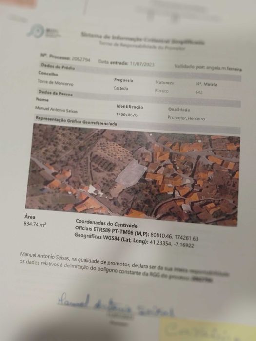 Casas, quintais, Arrumos, terrenos no Castedo