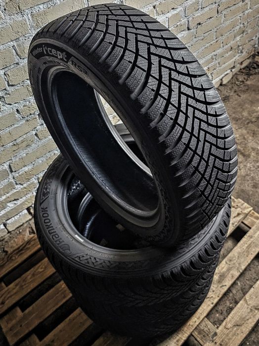 Зимові 205/55r17 Hankook | 8mm | 2022 | Hungary | Преміум шини | 4шт