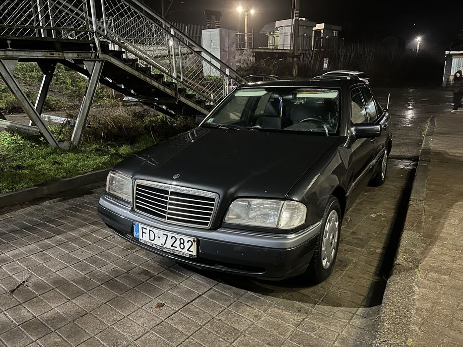 Mersedes C180 w202 1.8 Бензин Автомат