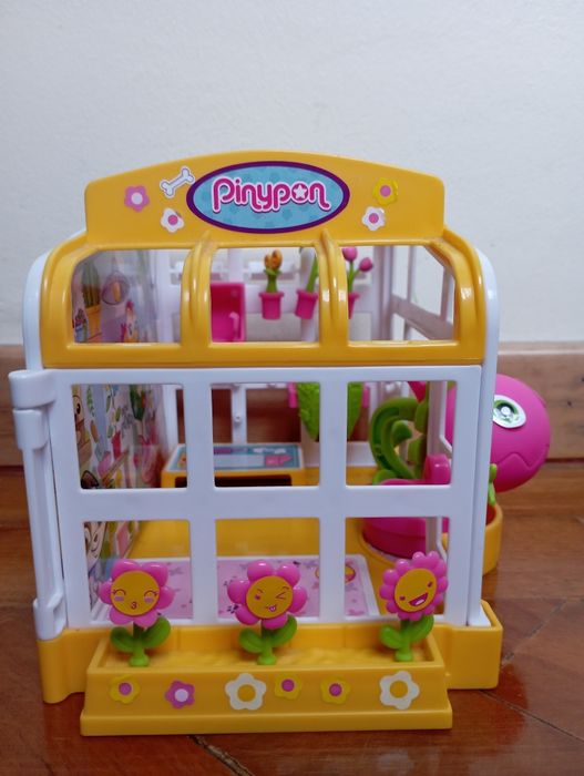 Brinquedos Jogos