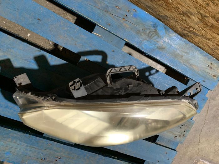 Farol Esquerdo Citroen Berlingo