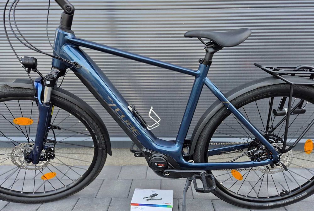 Rower elektryczny CUBE Touring ONE 625 Wh 2024 r L/56cm 1054 km ZOBACZ