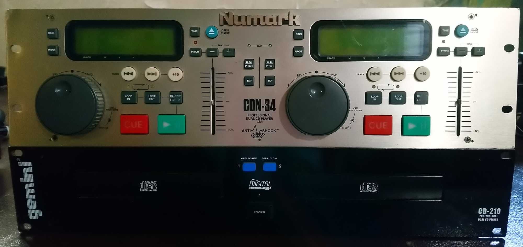 Dual Cd Players: Numark CDN-34, Citronic CD-I & Gemini CD210