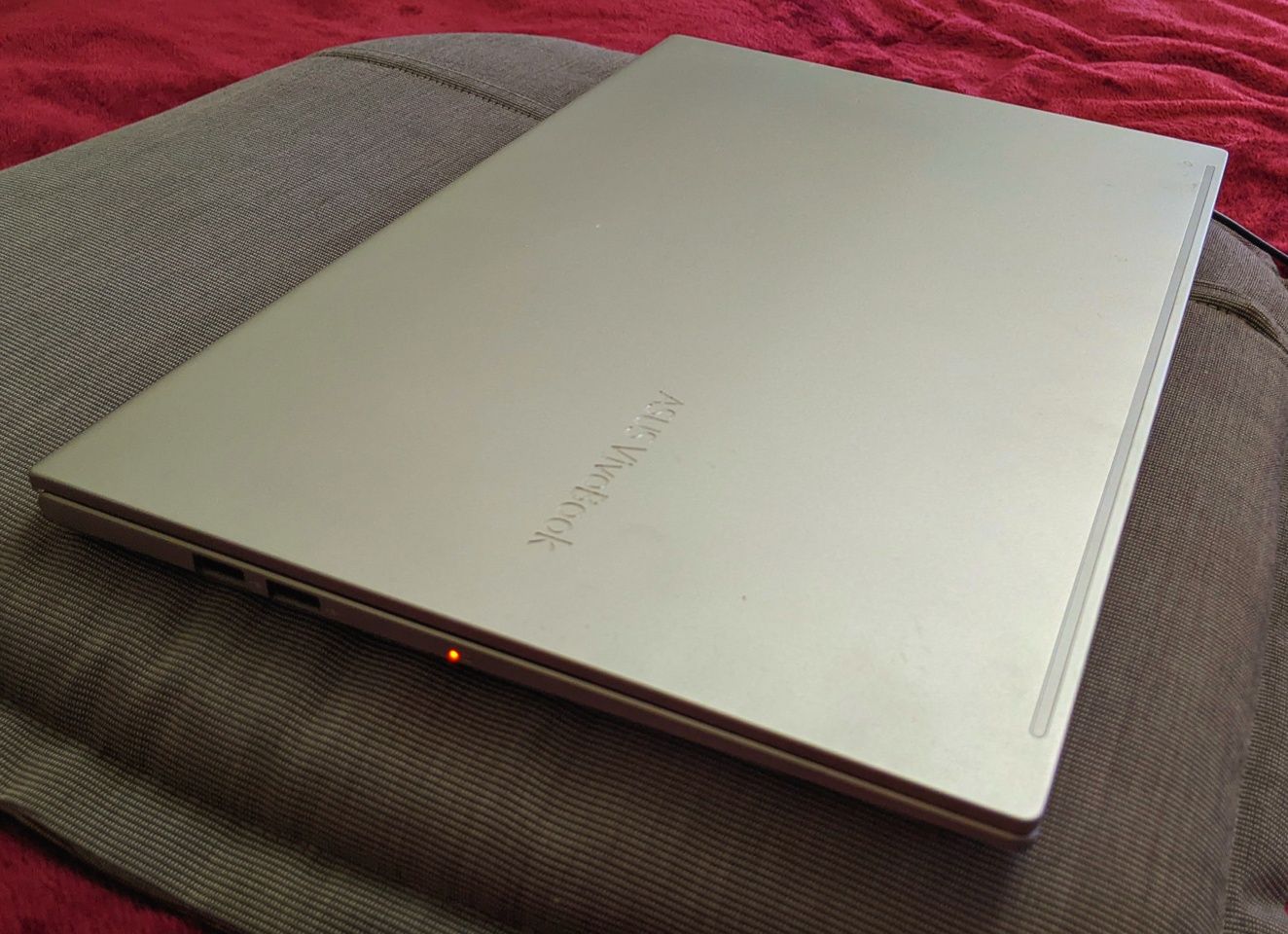 Asus Vivobook 15 OLED, 24 GB ddr4 + mx 330