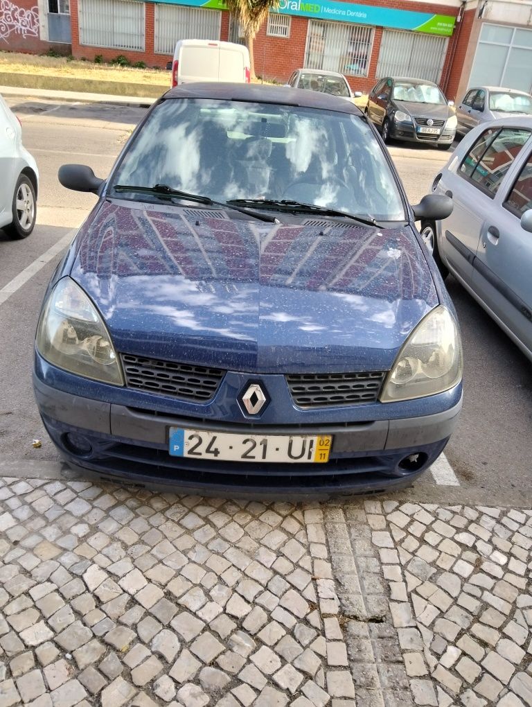 Renault Clio 2002