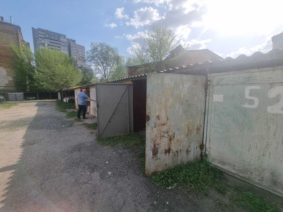 Здам бокс, гараж, навіс вул. Ямська, 17