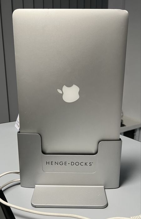 stacje dokująca do MacBook Pro