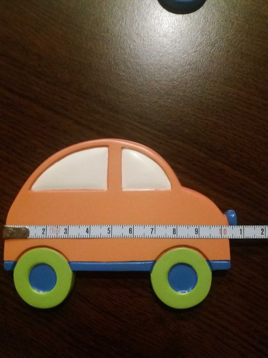 Carros de porcelana para decoração