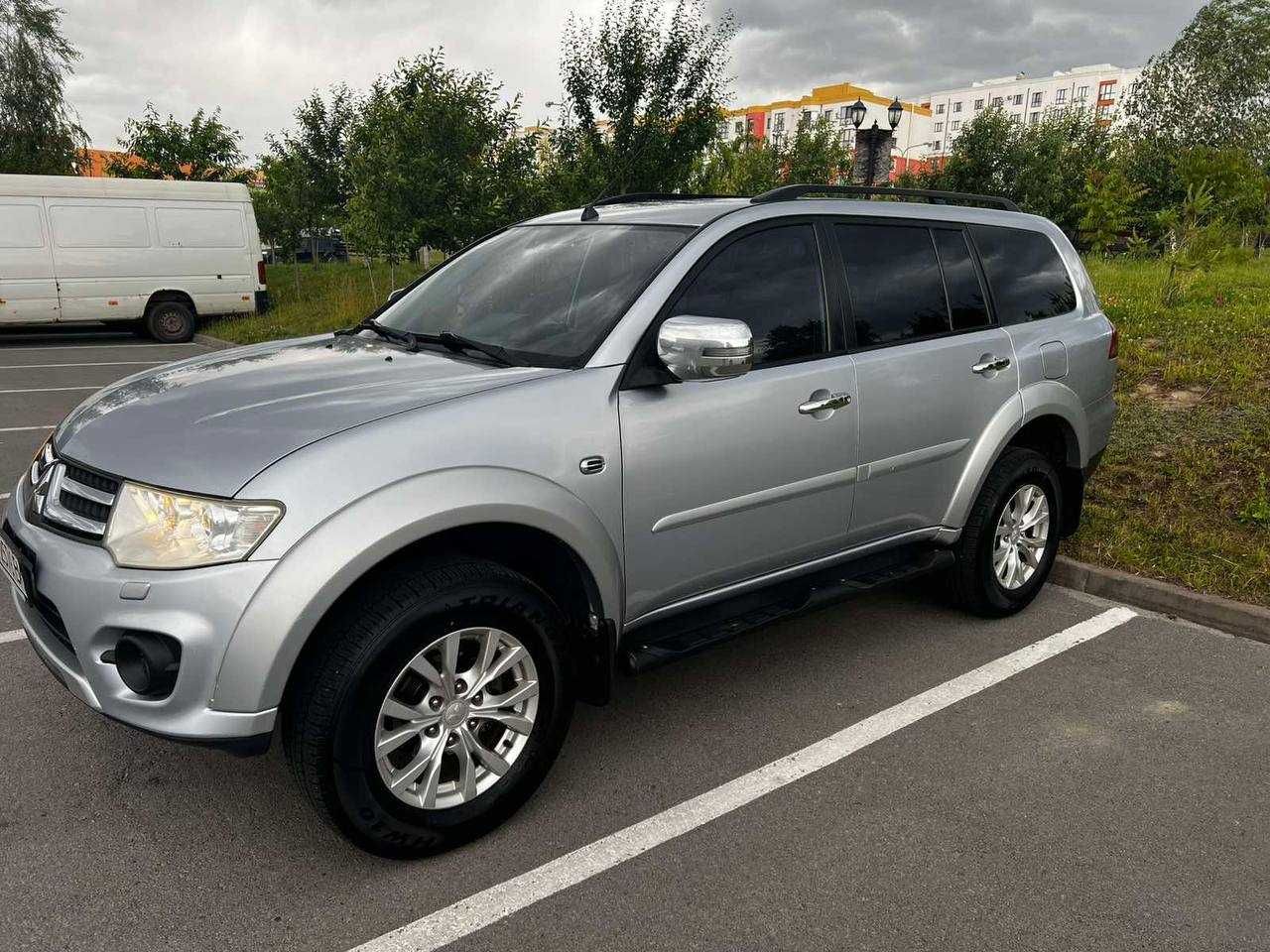 Mitsubishi Pajero Sport 2014