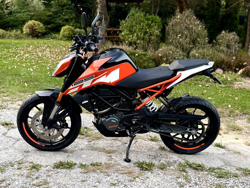 KTM Duke 125 kat. A1/B Salon PL 2018