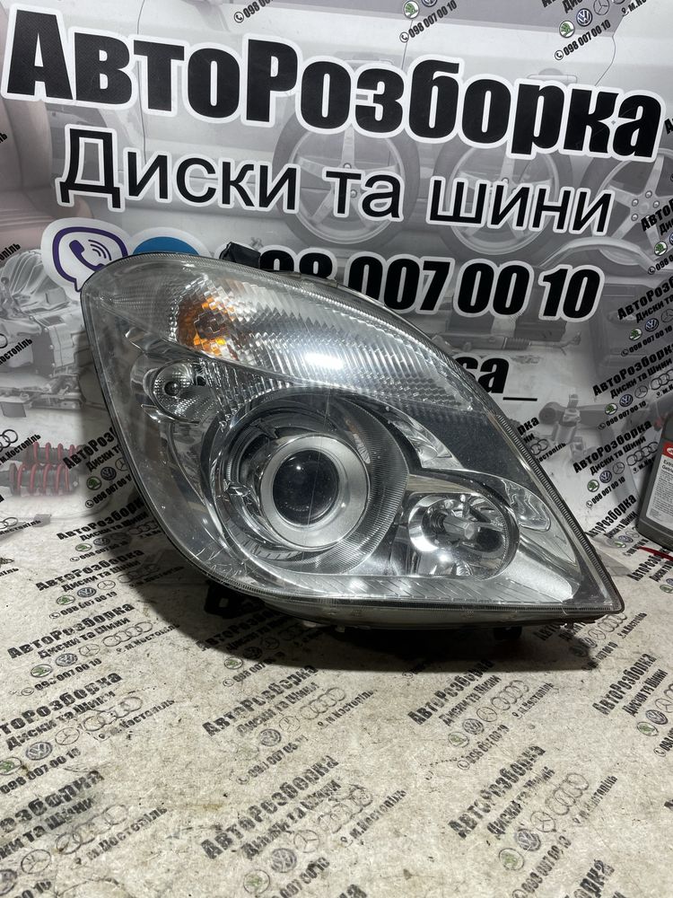 Фара Фари Ксенон Mercedes Sprinter W906 Xenon 2006-2013