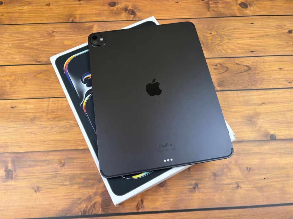 Apple iPad Pro 13" M4 2024 256gb LTE Space Black Standard Glass ідеал