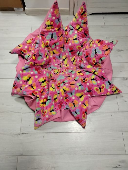 Kolorowa pufa typu bean bag