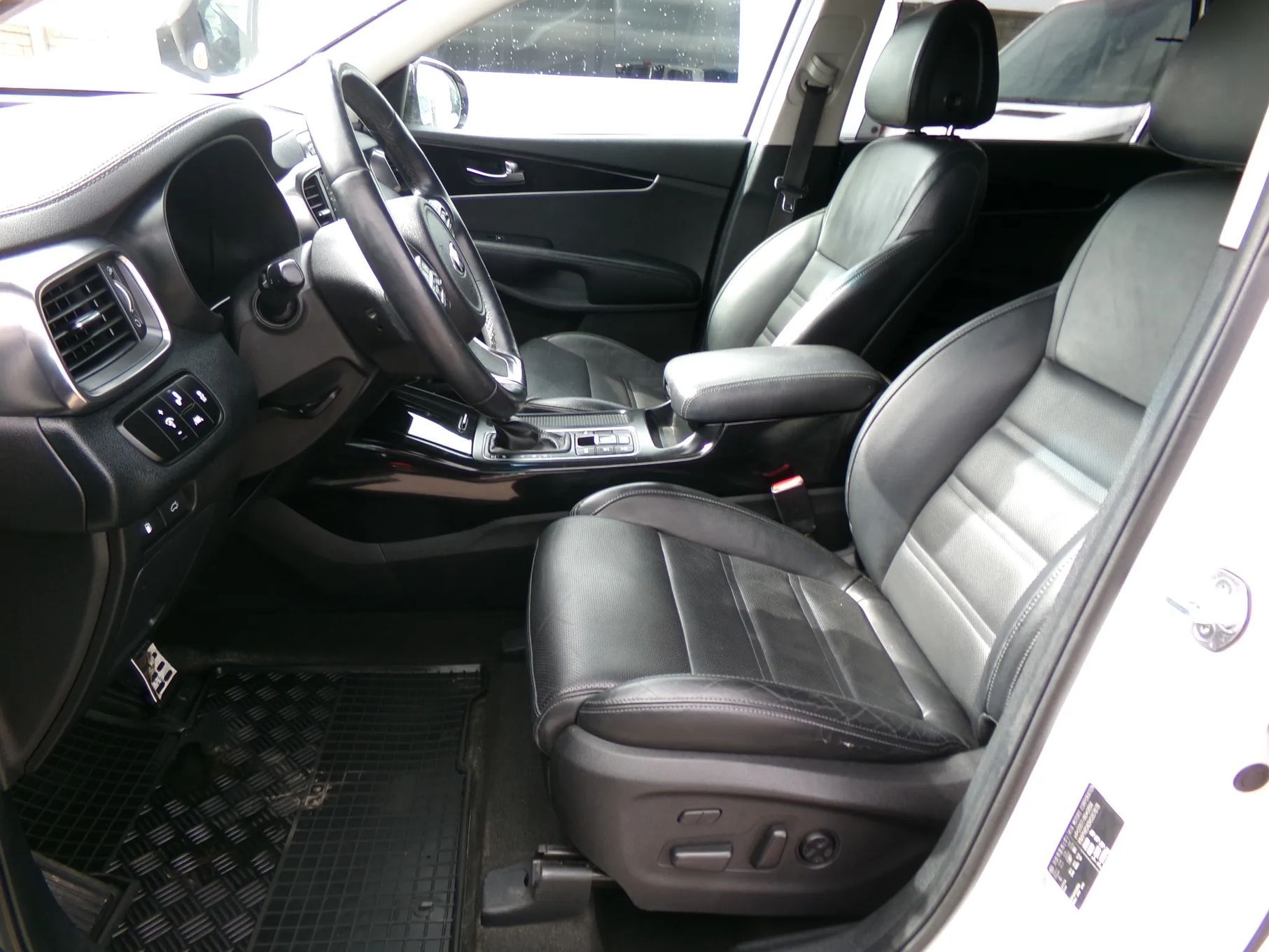 Kia Sorento sorento business line 2,0 crdi 185 koni zadbany wypasiony zamiana