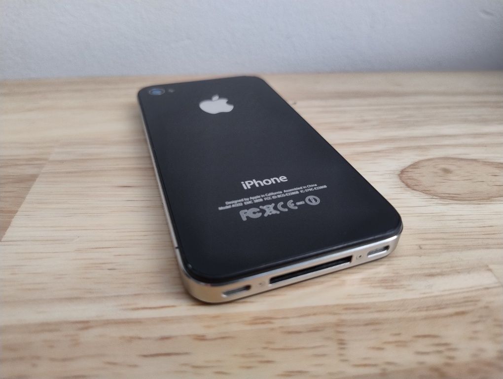 Apple iPhone 4 16GB A1332 - bez blokad - 100% sprawny