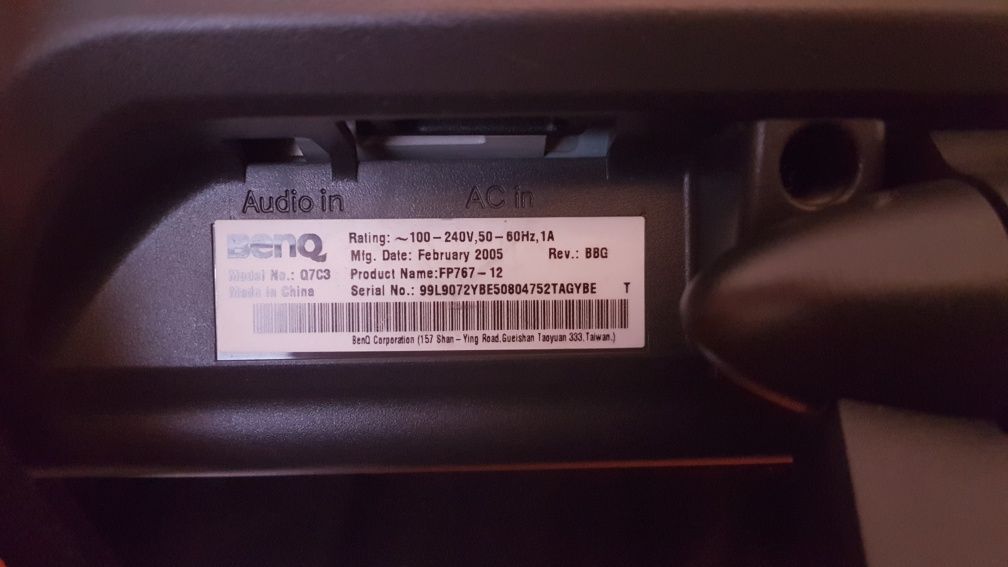 Monitor 17''