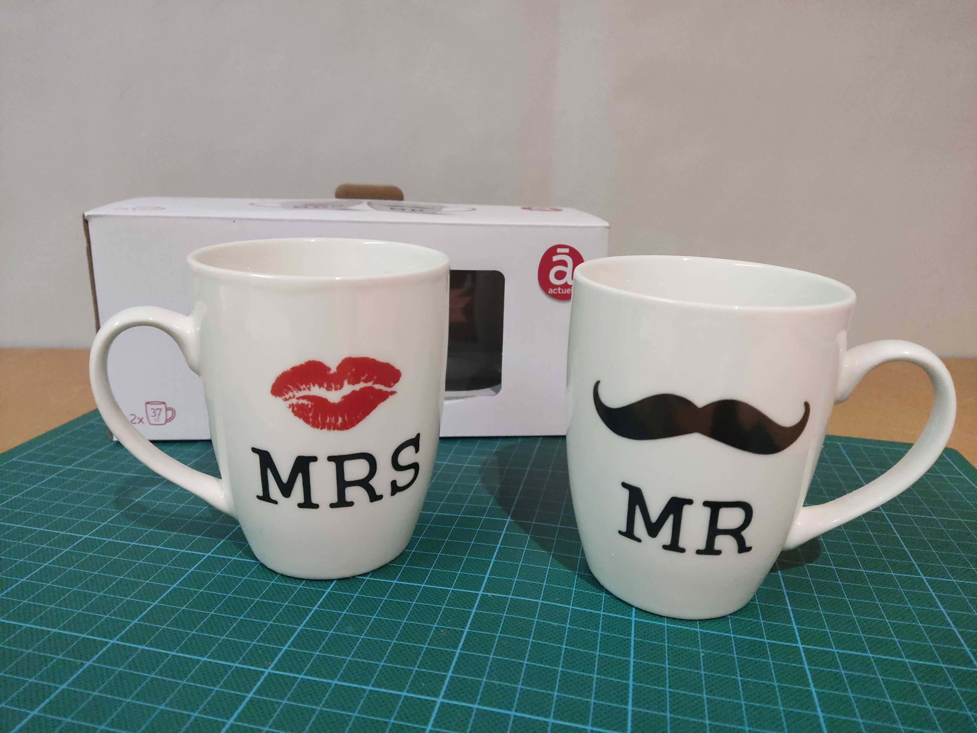 Conjunto de Canecas "Mr & Mrs" – Novas, na embalagem original