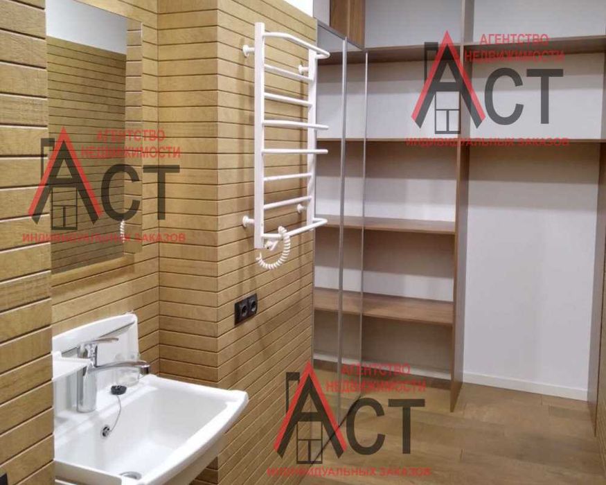 Продам  элитную 5-комн. кв. Центр, Госпром ул. Культуры 22 «В».