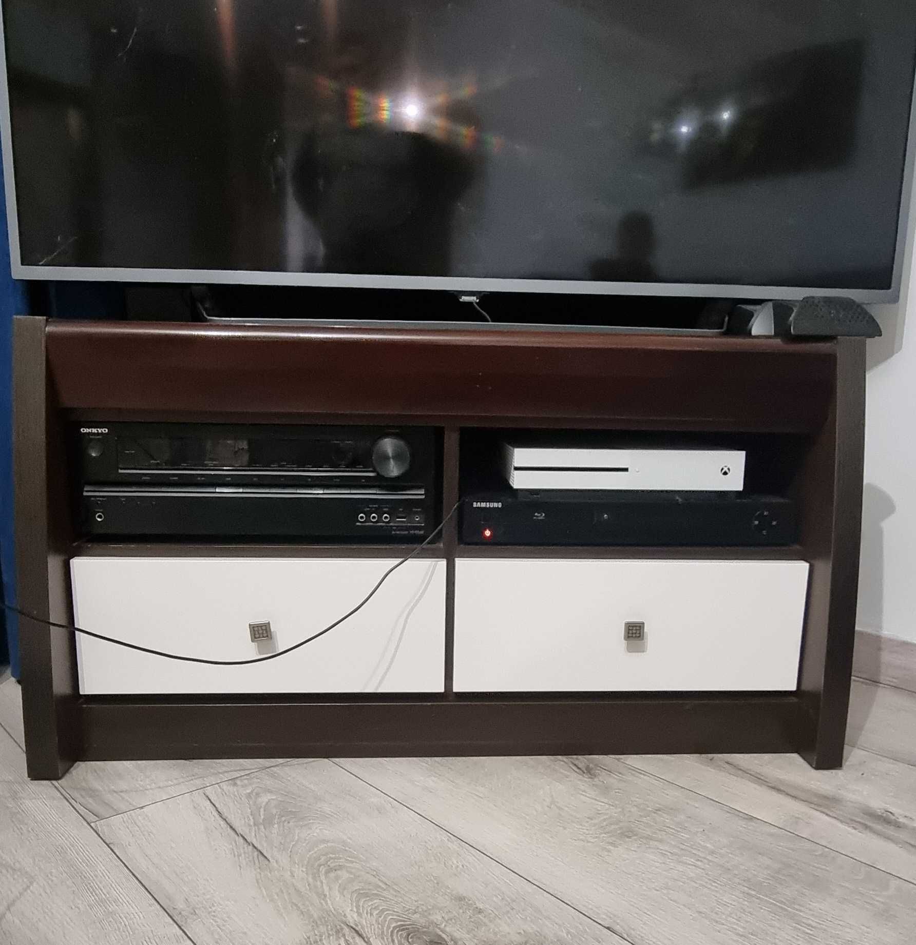 Szafka RTV do salonu