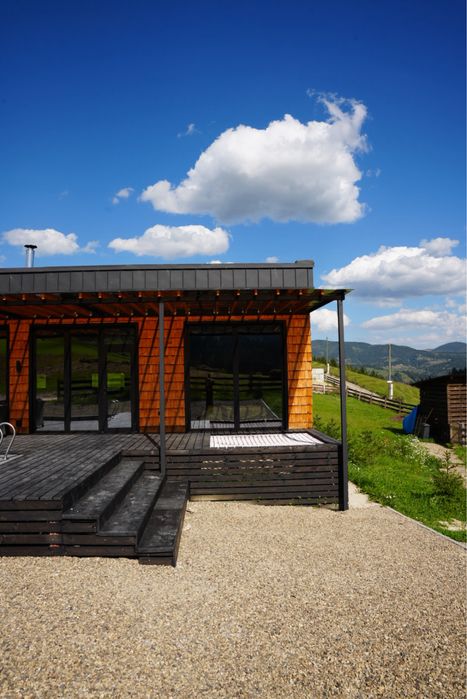 Котедж ,басейн,Верховина,Красник