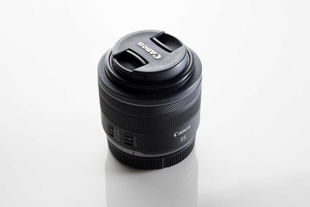 Canon RF 35mm f 1.8 macro STM