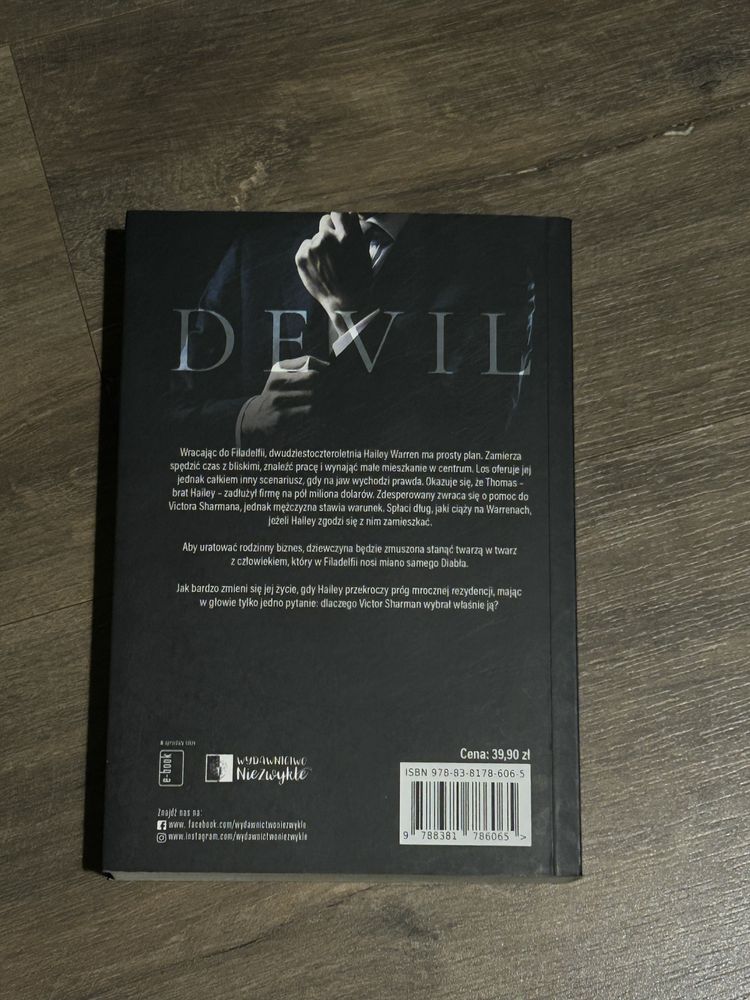 Devil tom I Julia Brylewska
