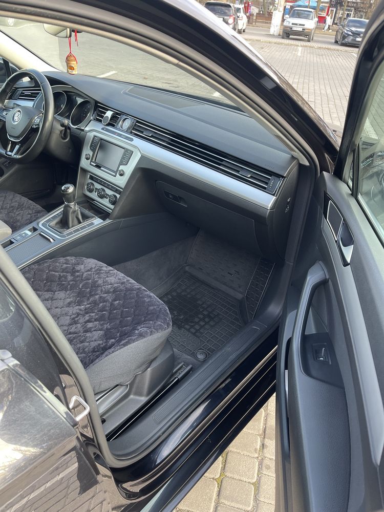 Продам volkswagen passat пасат б8