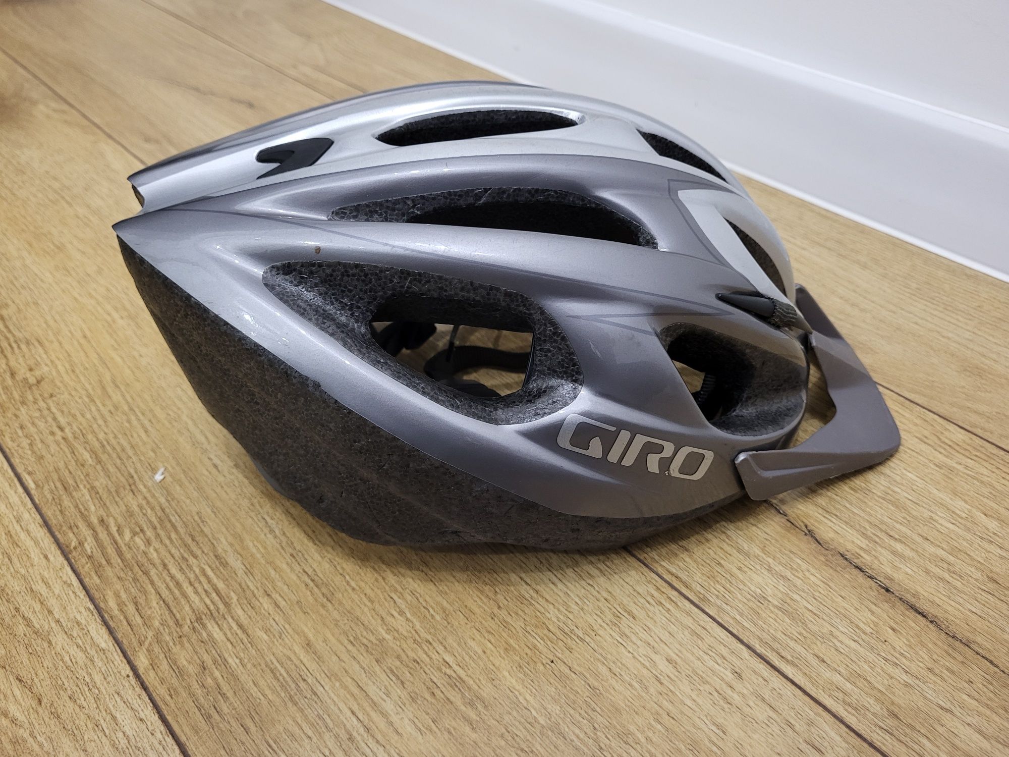 GIRO Skyline G092X, kask rowerowy, roz 54-61 cm