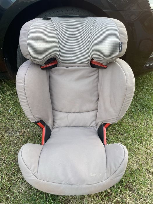 Fotelik maxi cosi rodi fix 15-36 kg